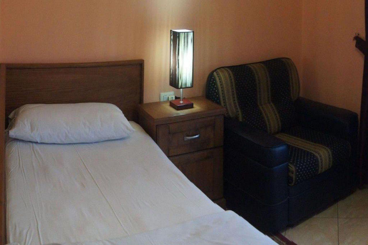 Bristol Hotel Tirana Zewnętrze zdjęcie
