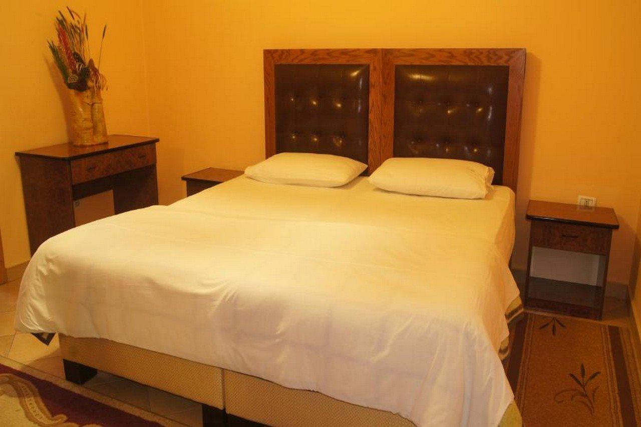 Bristol Hotel Tirana Zewnętrze zdjęcie