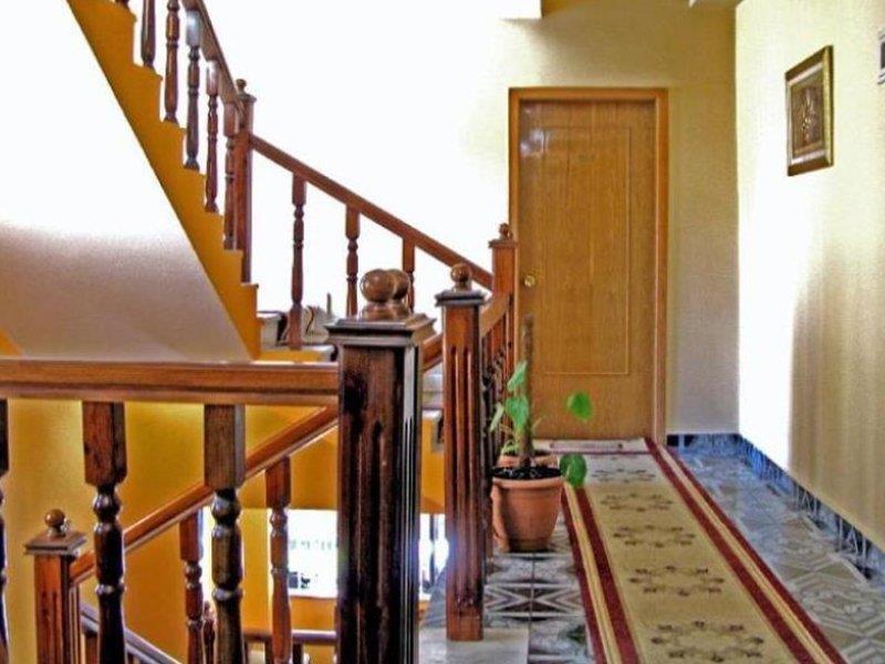 Bristol Hotel Tirana Zewnętrze zdjęcie